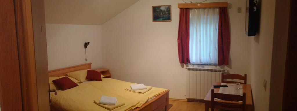 House Vukovic Hotell Grabovac  Exteriör bild